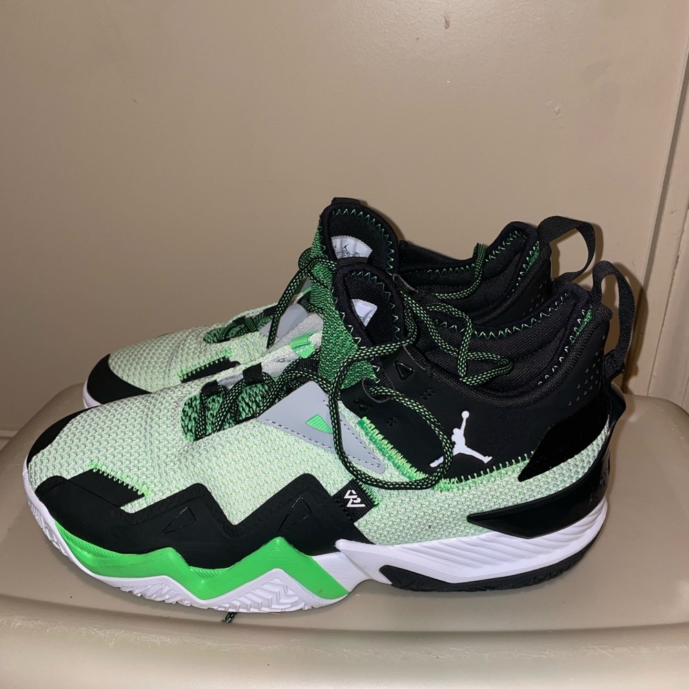 Jordan Westbrook One Take Pf in Rage Green